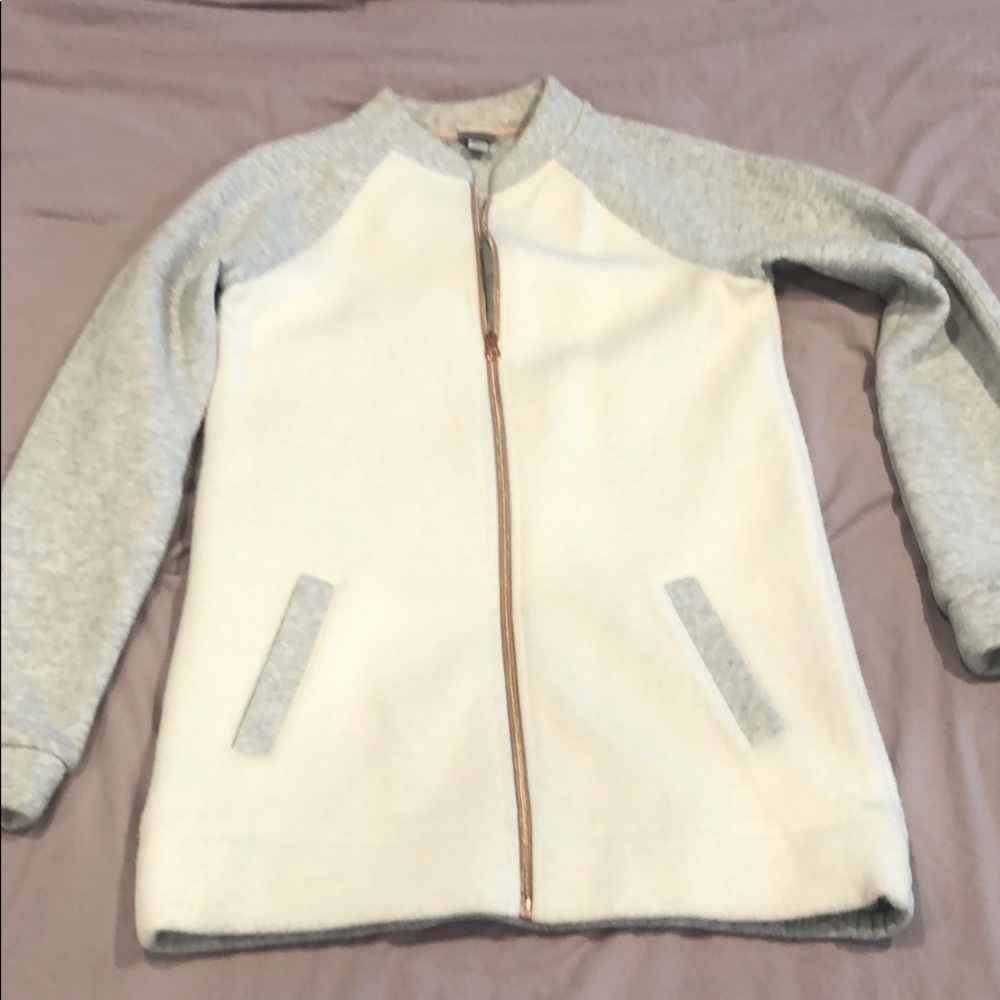 Cream/Grey Sweater - image 1